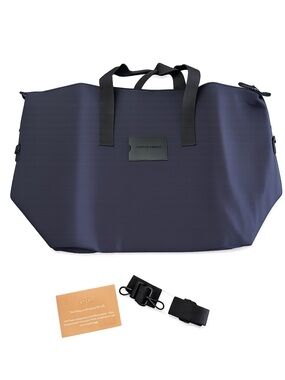 👜 Giorgio Armani Fragrances Navy Blue Weekender Travel Tote Bag NWT